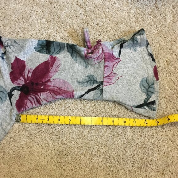 Canadian Clientele Bell Sleeve and Lace and Grommet Floral Sweater - Picture 16 of 16